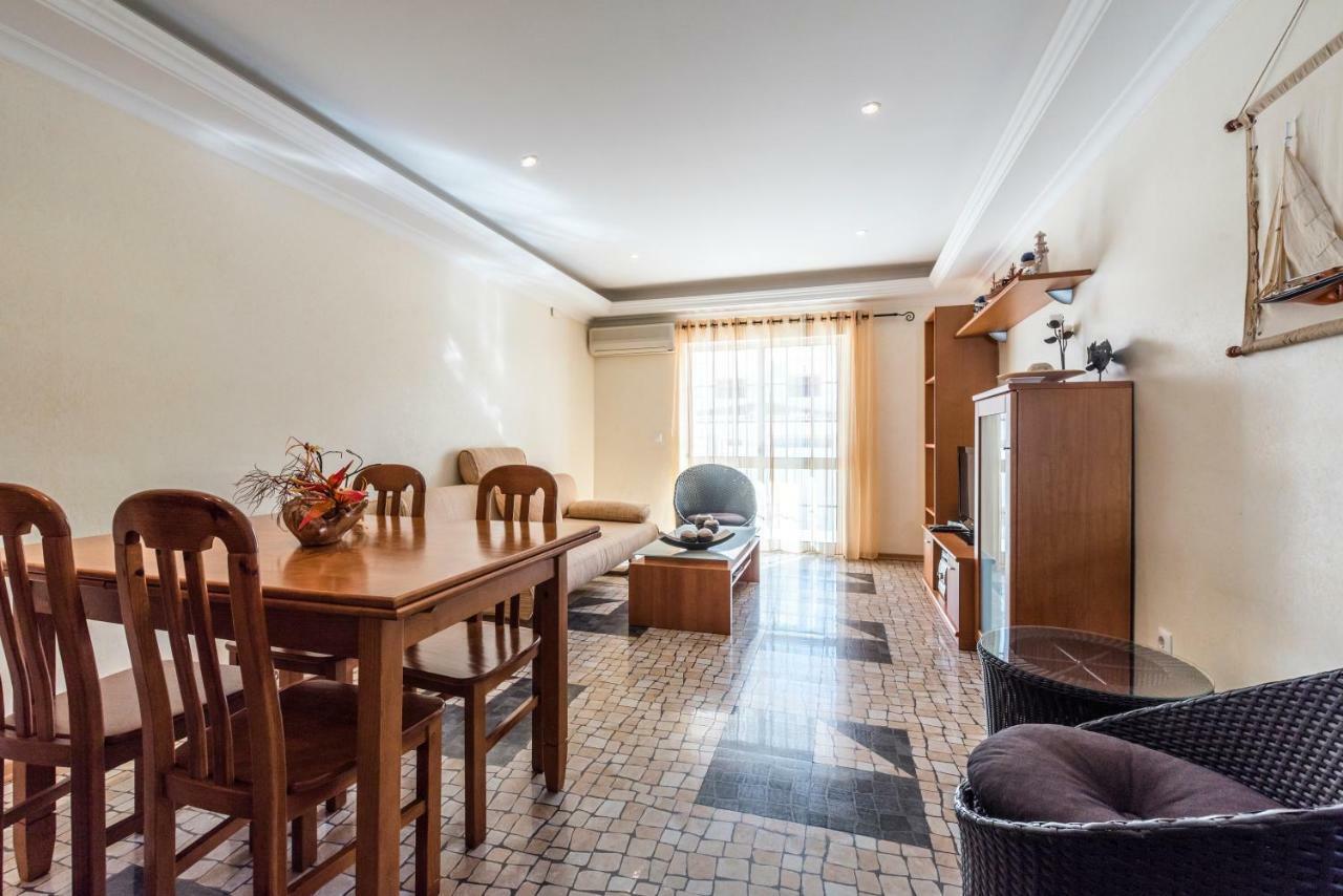 Apartamento Altura Luaran gambar