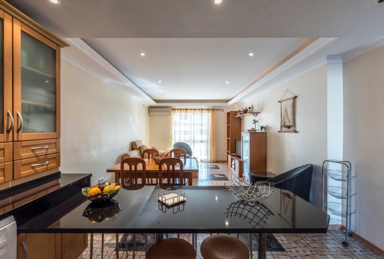 Apartamento Altura Luaran gambar